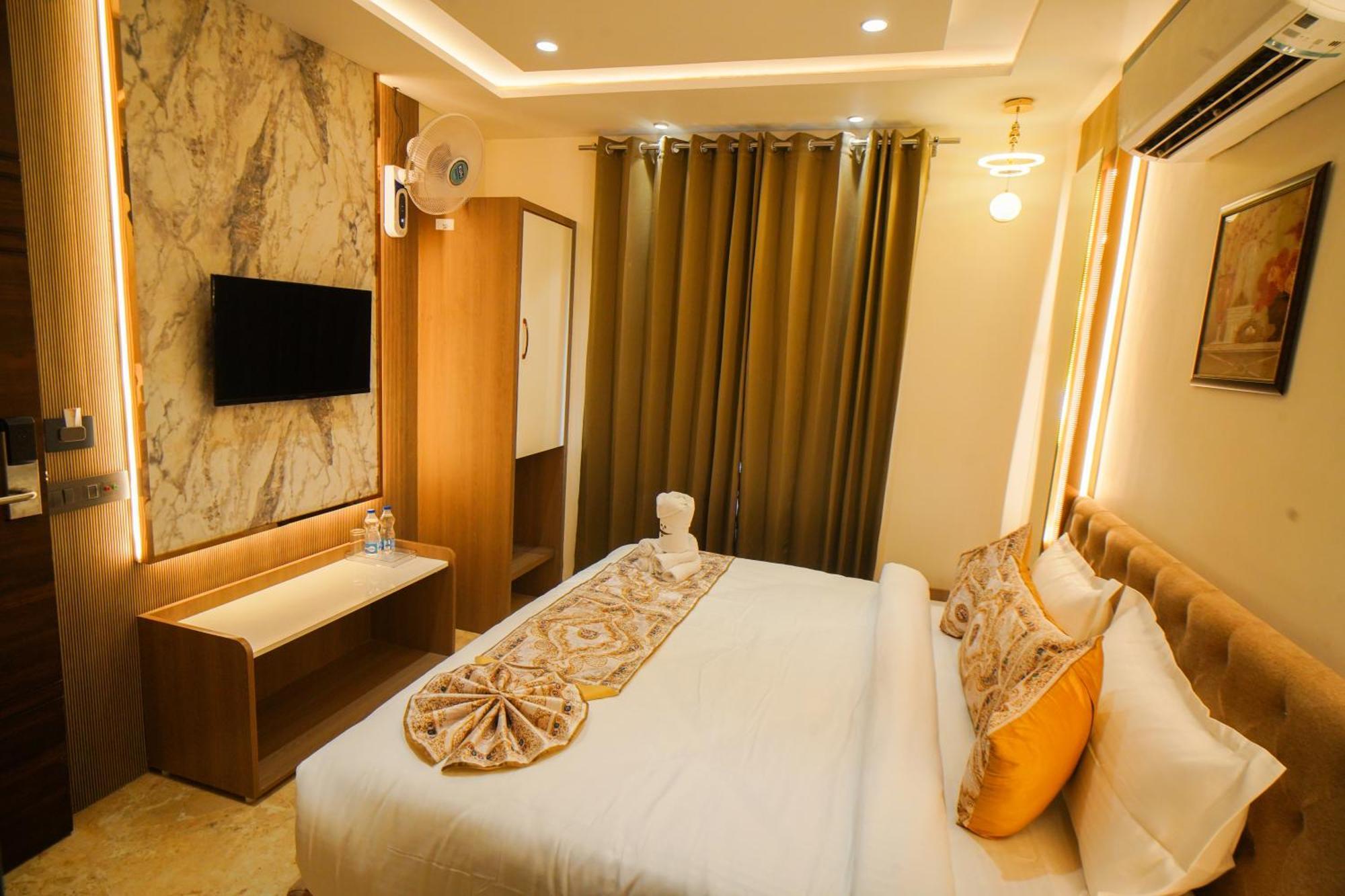 Hotel Ammison Inn & Suites Amritsar Exterior photo